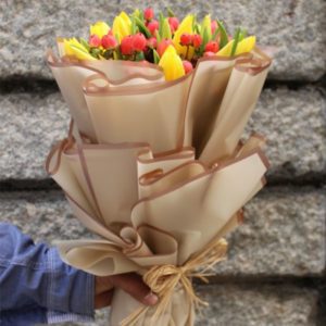 Valentine Tulip | flower delivery bangalore near me | Order Now at JF