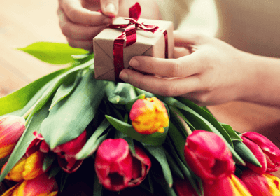 The Best 10 Birthday Flowers - Congratulate a Friend or Loved one with Birthday Flowers