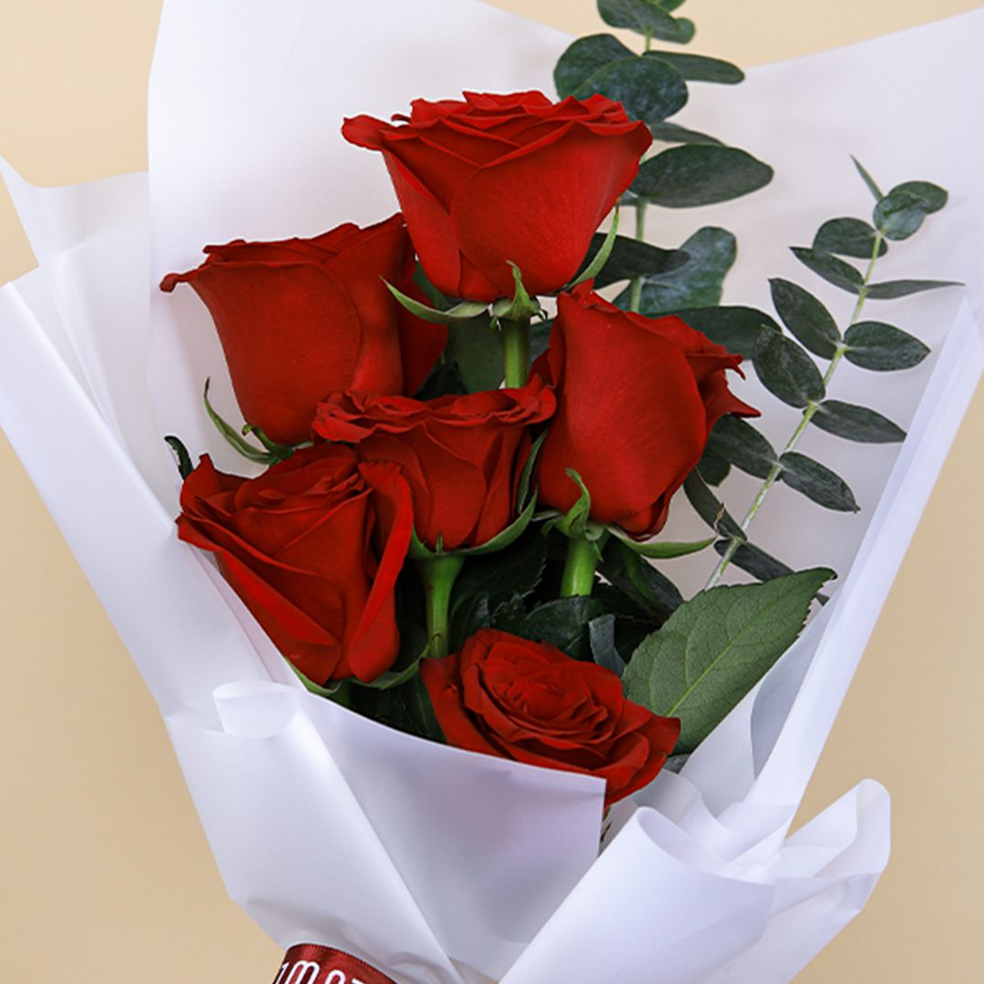 Cutie Bouquet Cutie Bouquet - Order Simple Valentines day bouquet online | Juneflowers.com