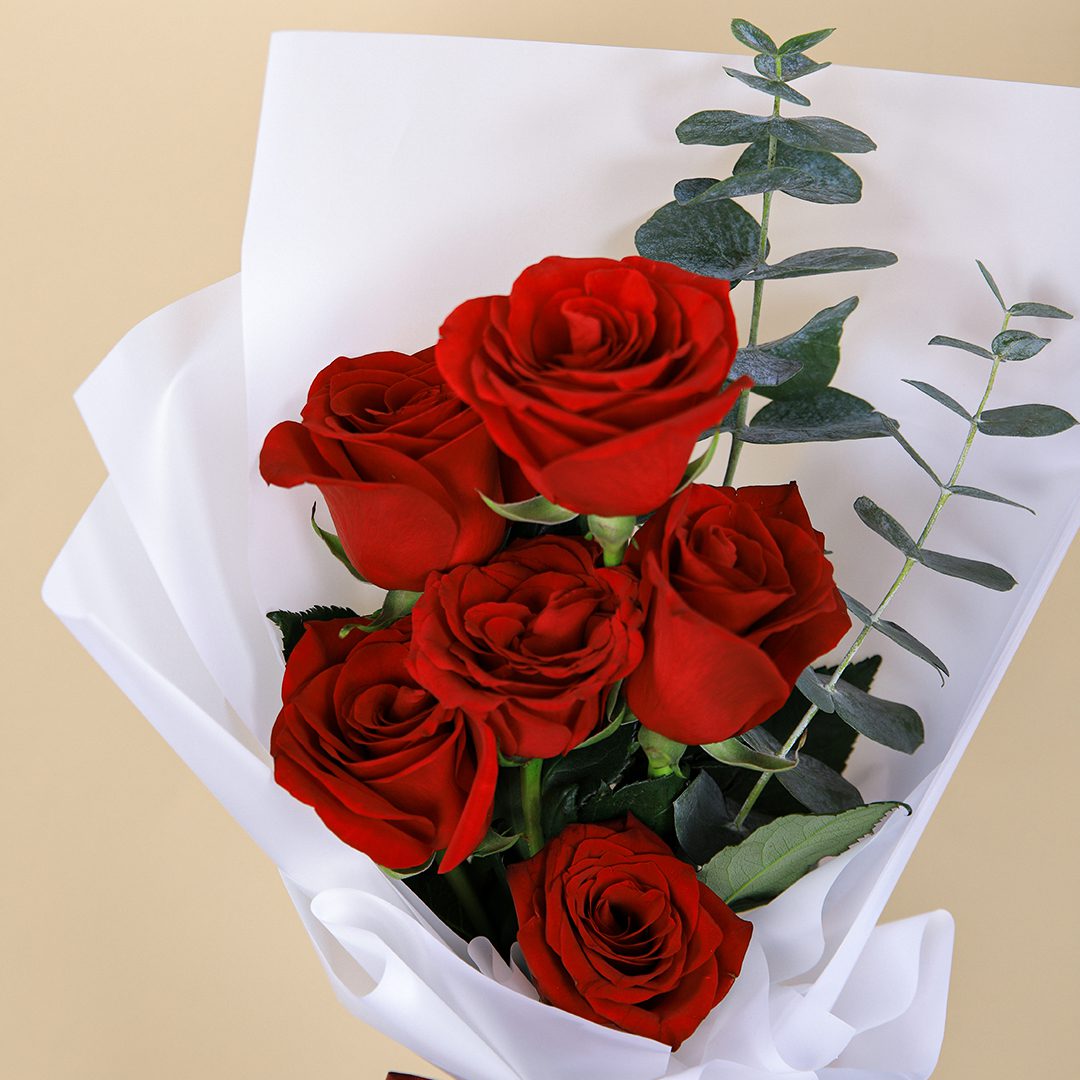 Cutie Bouquet Cutie Bouquet - Order Simple Valentines day bouquet online | Juneflowers.com