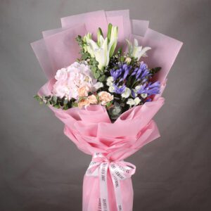 Pretty in pink - Order Hydrangea Bouquet Online