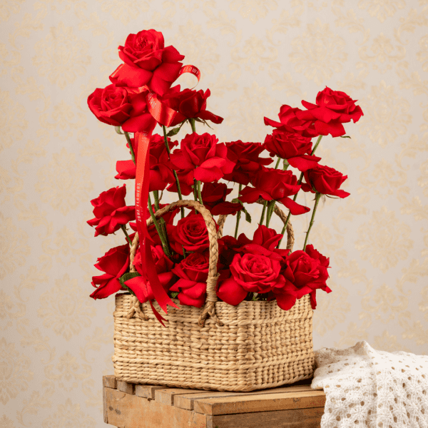 A Basket of Love: Valentines Gift Box – Perfect for Romantic Surprises